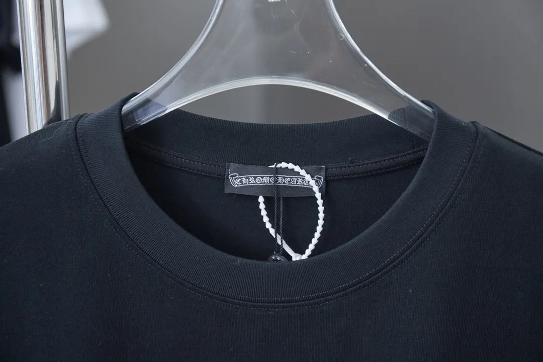 🅿️210 Ch*ome Hearte CH 25SS early spring new model, silicone printed hot diamond short sleeves, light luxury, essential item for daily commuting for men and women, correct version, welcome to compare, detailed features · 320g 100% pure cotton double yarn jersey fabric · Custom dyed in the same vat, special thickened 32 count double strand 1X1 thread · Digital direct printing cross✝️➕Imported Australian matte pearlescent diamonds➕Three-dimensional silicone heart pattern · Double-needle stitching across seams · Original main mark washed tag brand moisture-proof paper packaging Color: Black/White/Blue/Rose Size: S/M/L/XL